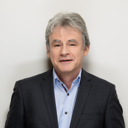 DI Dr. Helmut Lackner